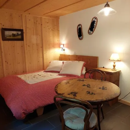 דירה Chez Pierre *